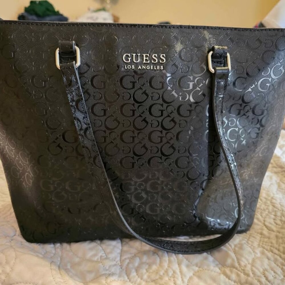 Guess Monogram Black Bag With Matching Wristlet - image 1